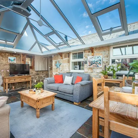 Laity Vean Hideaway Holiday home *